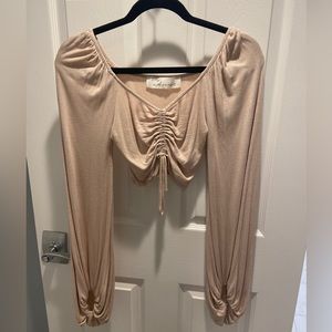 Vintage Havana Ruched Long sleeve Crop Top w/ Drawstring Detail.